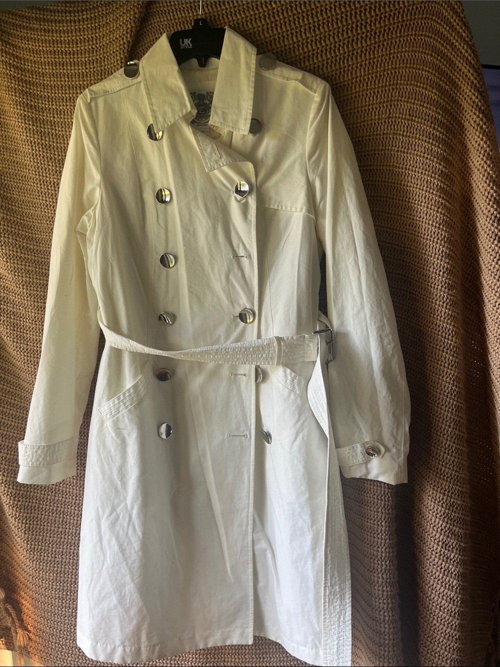 Esprit Women's White Double-Breasted Trench Coat with Belt